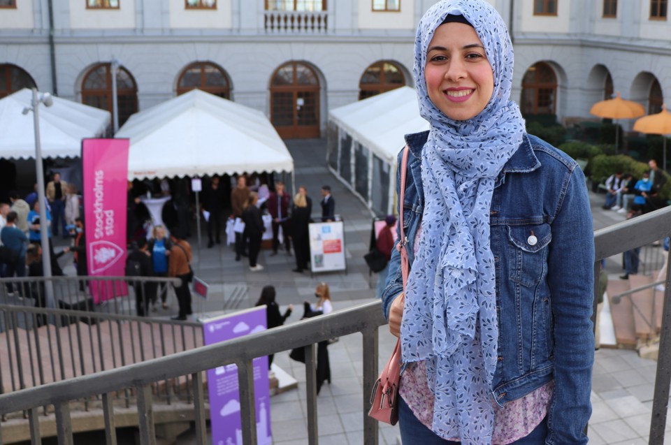 Muna Ibrahim AlGburi på rekryteringsevent.