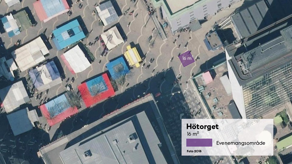 Satellitbild med markering av den 16 kvadratmeter stora evenemangsplatsen på Hötorget.